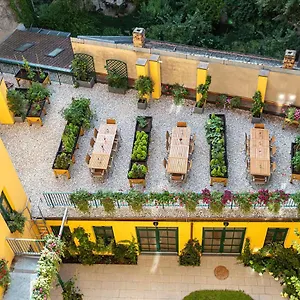 serenity-suite.vienna-besthotels.com/